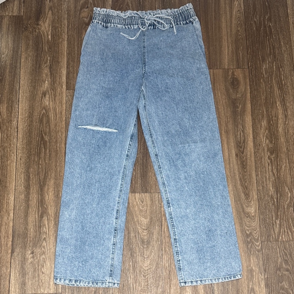 Forever 21 Relaxed Fit Light Blue Denim Jeans Women’s Size 30